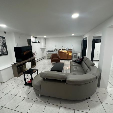 Cozy Spacious Guest Suite Englewood Exterior photo
